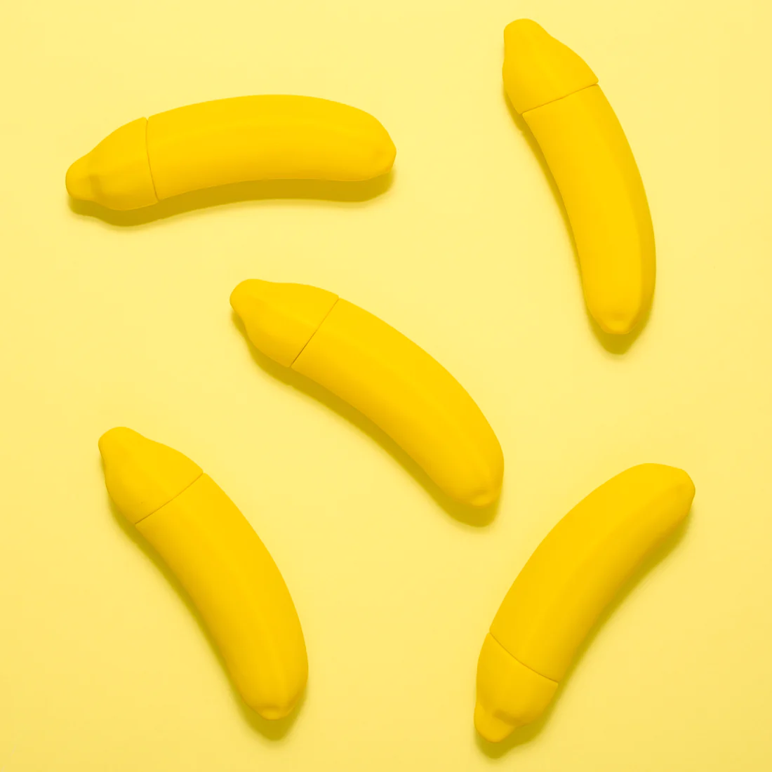 Emojibator Banana Vibrator