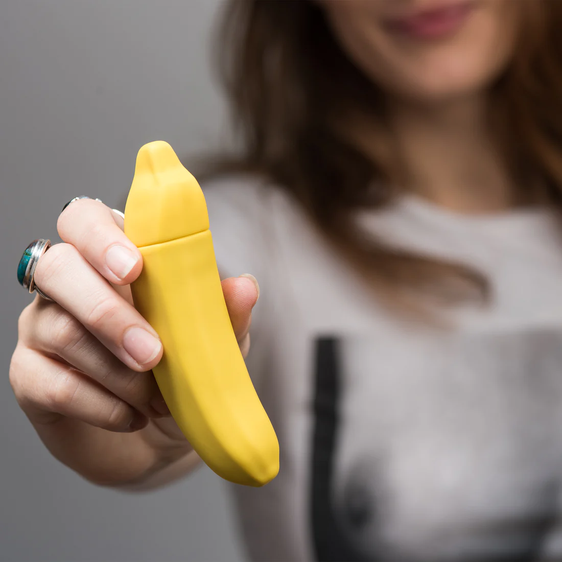 Emojibator Banana Vibrator