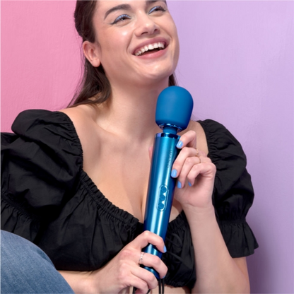 Le Wand Rechargeable Vibrating Massager - Pacific Blue