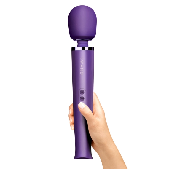 Le Wand Rechargeable Vibrating Massager - Purple