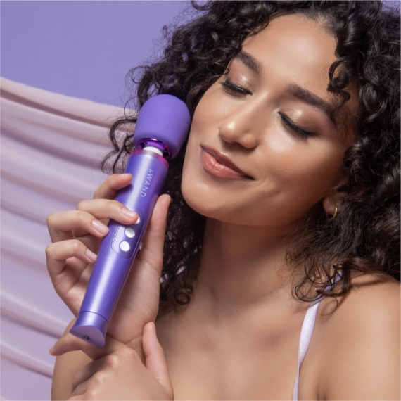 Le Wand Petite Rechargeable Massager - Violet